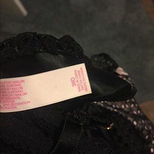 Bra with a tie behind